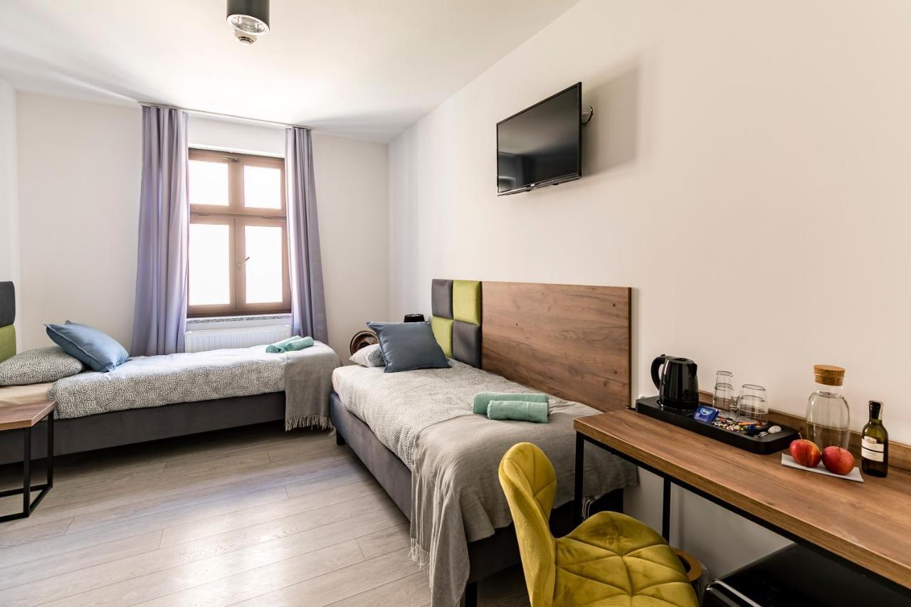 Cooltour Aparthotel Poznan Bagian luar foto