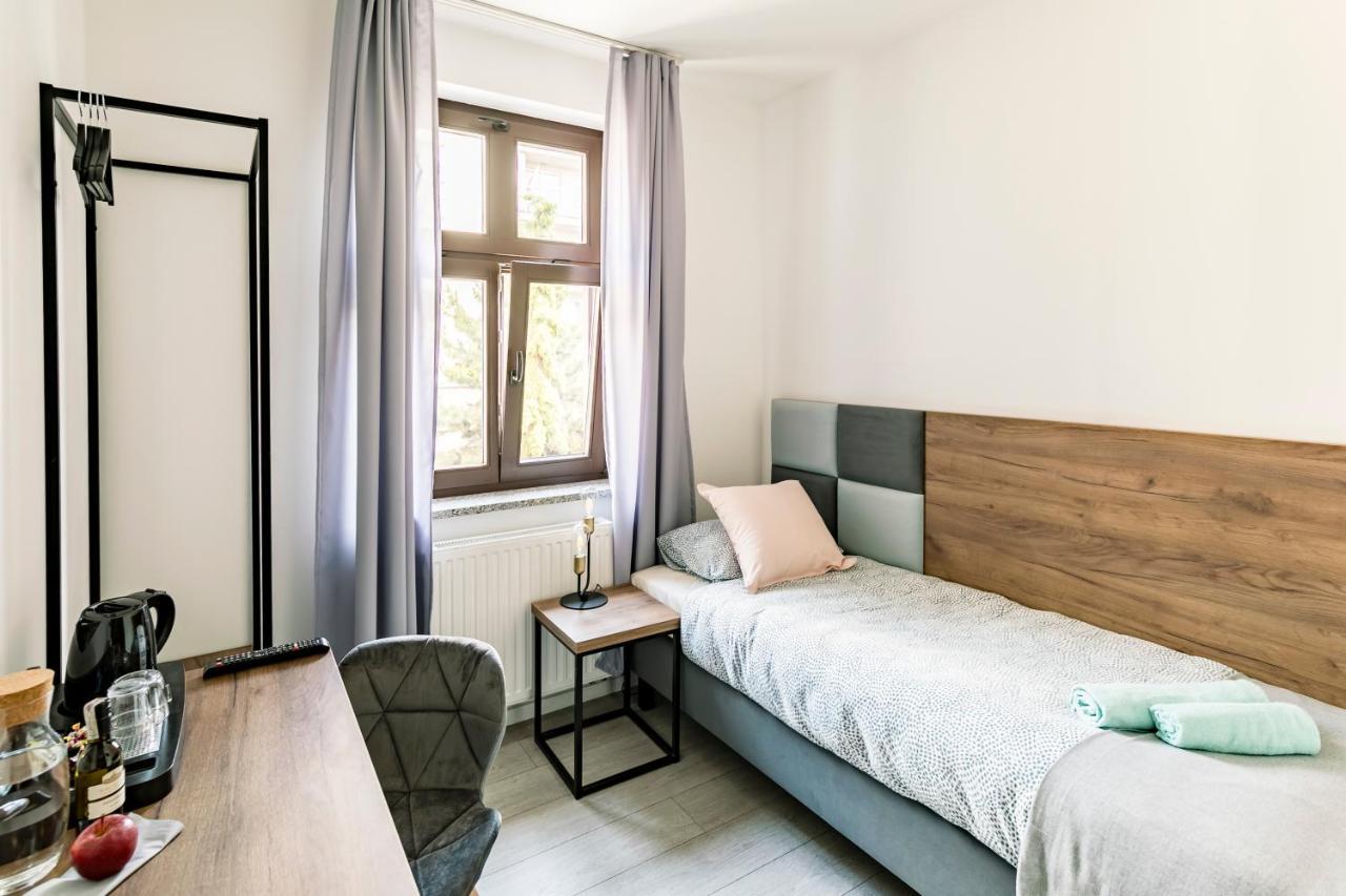 Cooltour Aparthotel Poznan Bagian luar foto