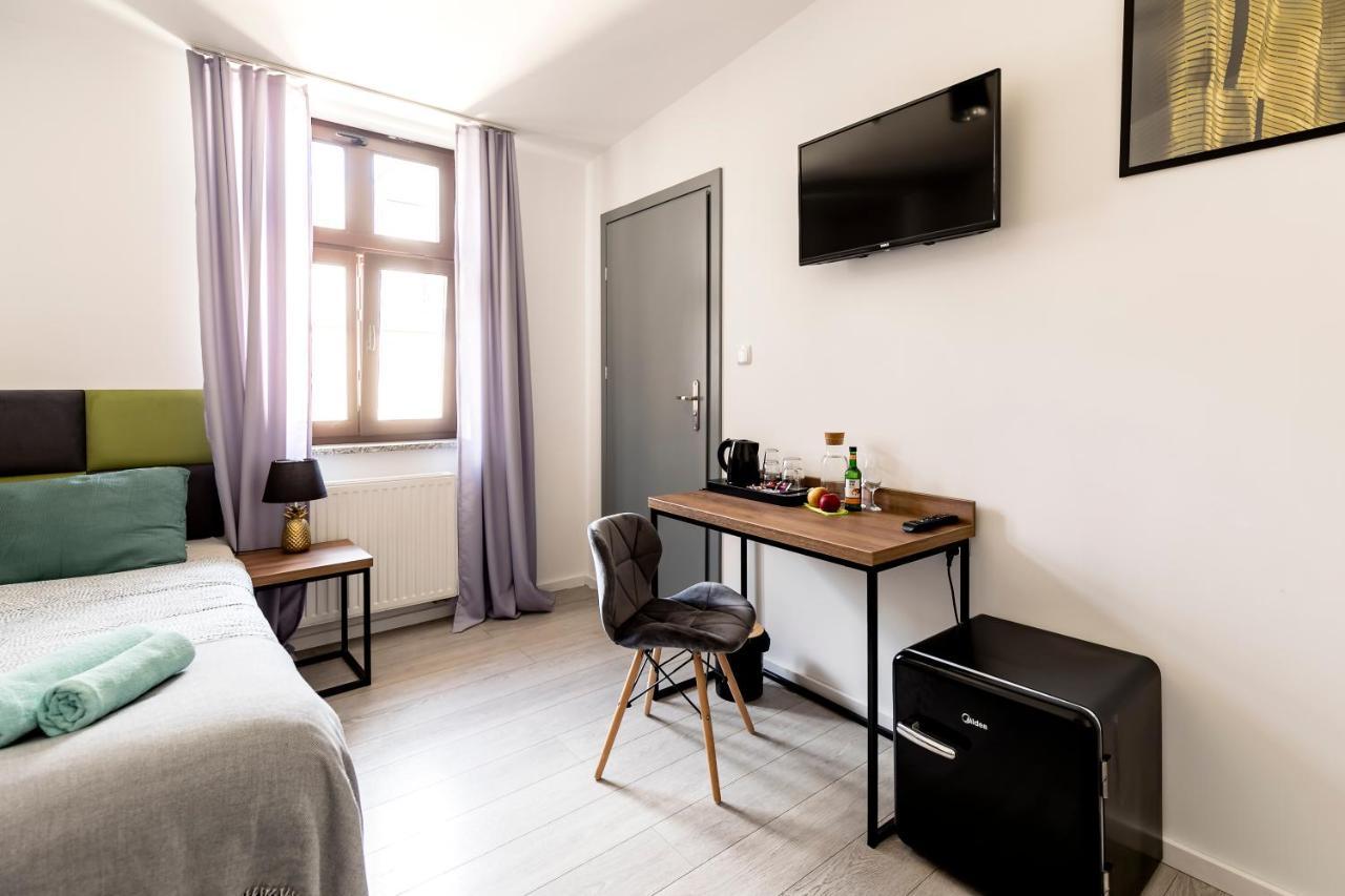 Cooltour Aparthotel Poznan Bagian luar foto